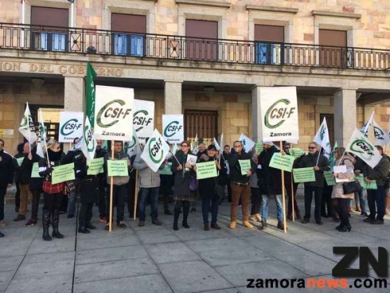 Hacienda y sindicatos se dan de plazo hasta el 1 de marzo para alcanzar un acuerdo sobre sueldos, empleo público y condiciones laborales
