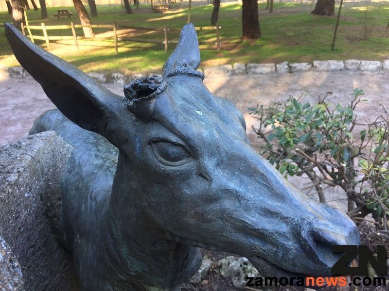 Amigo Félix, perdónalos porque no saben lo que hacen