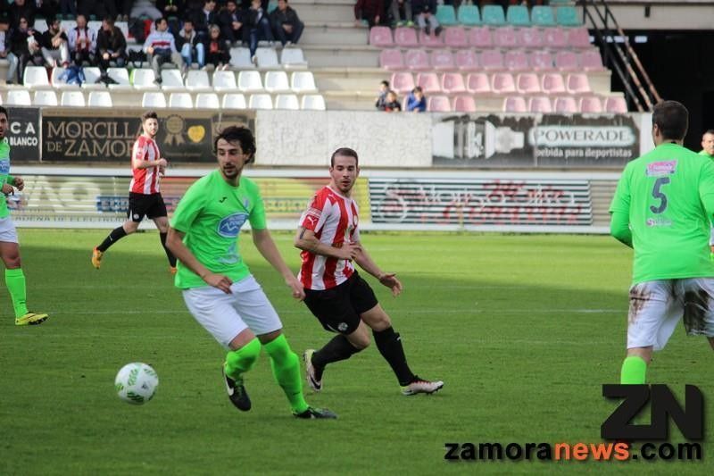 El Zamora CF se estrella ante el Almazán (0-3)
