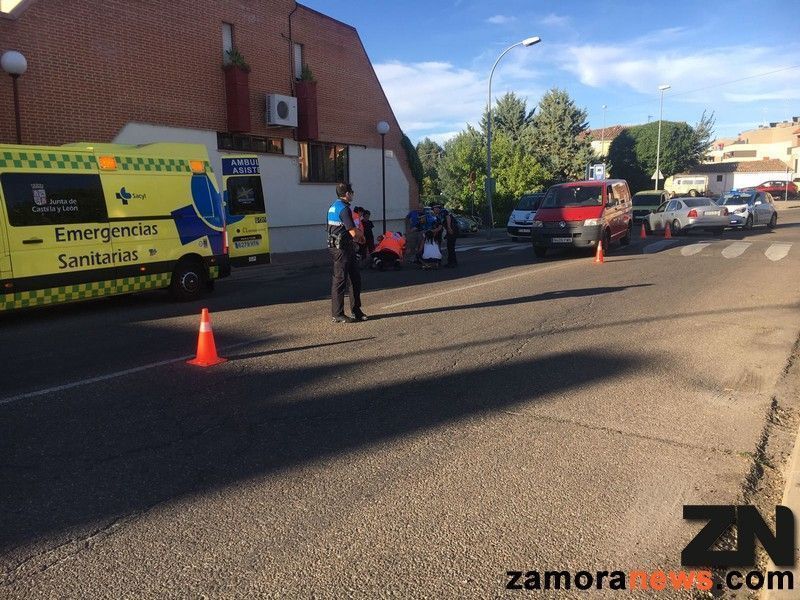 Un hombre herido tras ser atropellado por una furgoneta en la Urbanización Villalobos