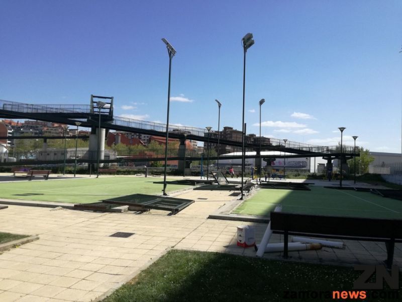 Desmanteladas las pistas de pádel del barrio de San Blas