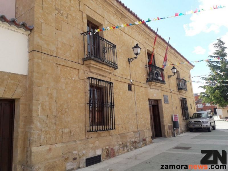 Asaltan el consistorio de Morales del Vino