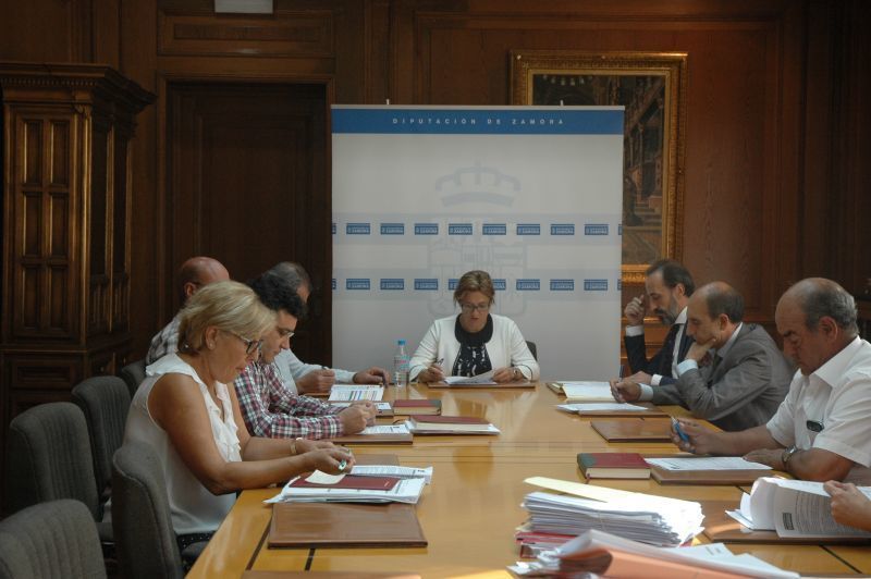 La Diputación aprueba la adjudicación de caminos rurales por un valor de 1,2 millones de euros