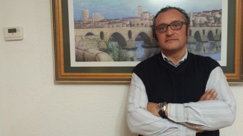 Teo Hernando Calvo, actual presidente de la Vera Cruz, confirma su intención de presentarse a la reelección