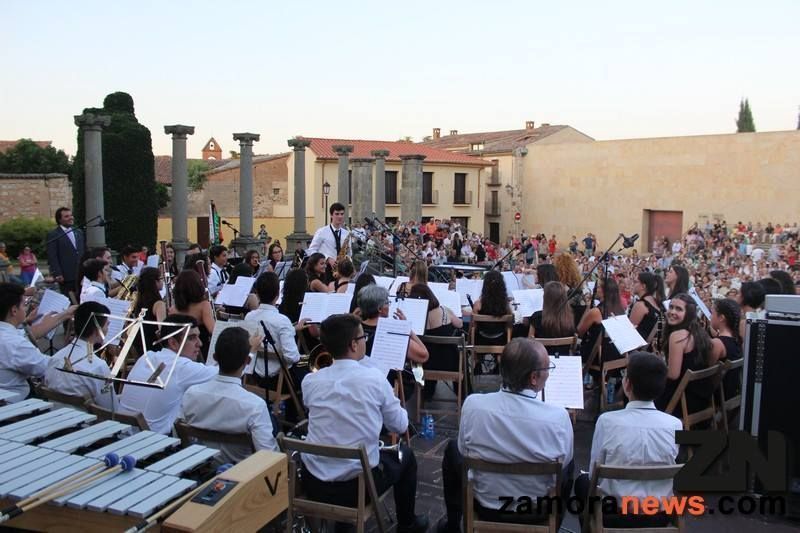 Gran éxito de la Banda de Música de Zamora en la tercera jornada del Festival Hispano Luso