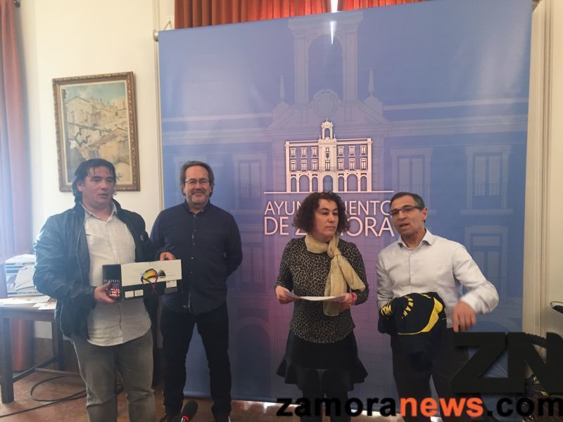 Entrega de premios y regalos del programa Conduce-te 2016