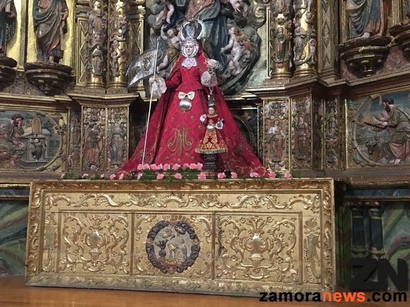 La Virgen de la Concha tras su intervención muestra rastros de policromas medievales, aspecto renovado para la celebración del XXV aniversario de su Coronación Canónica