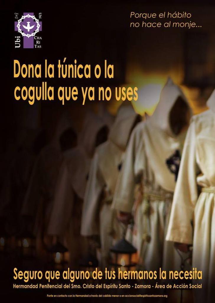 Donación de túnicas y cogullas en la Hermandad del Espíritu Santo
