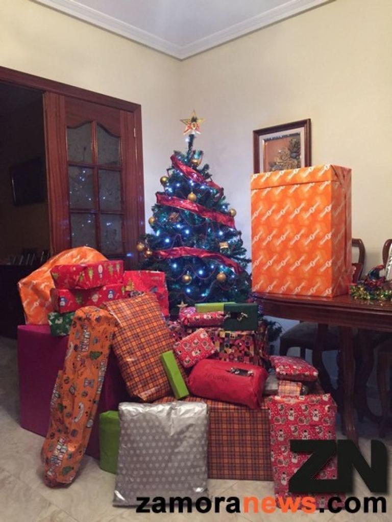 La noche de Reyes dio paso a la mañana del madrugón y de la ilusión