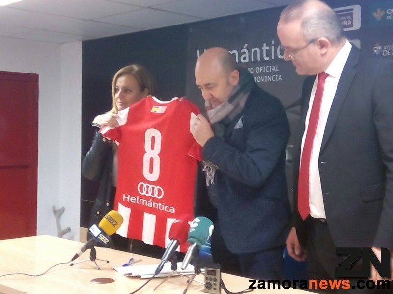 Helmántica patrocinará las camisetas del Zamora CF