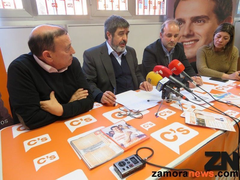Ciudadanos solicita a la Junta explicaciones por el cierre de la primera planta del Hospital de Benavente