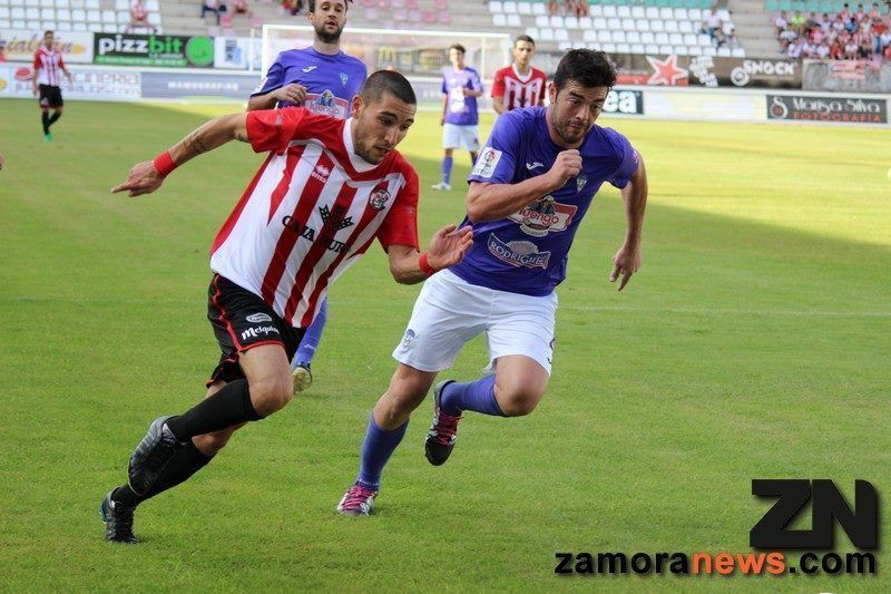 El Zamora CF empata con La Bañeza (2-2)