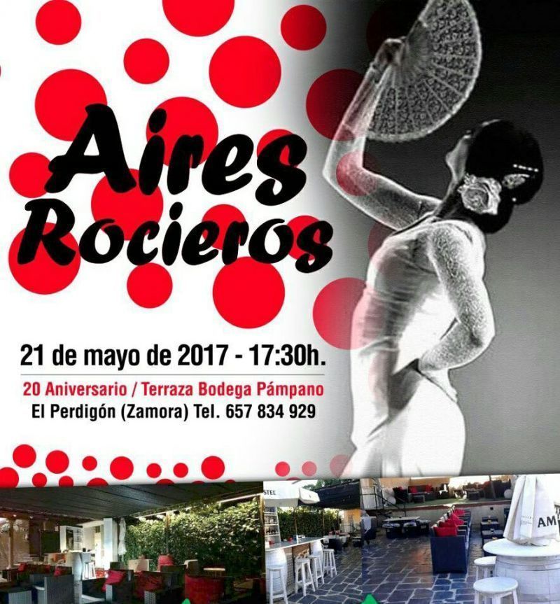 La Bodega Restaurante Pámpano celebra su 20 aniversario con una pequeña fiesta en su terraza de verano