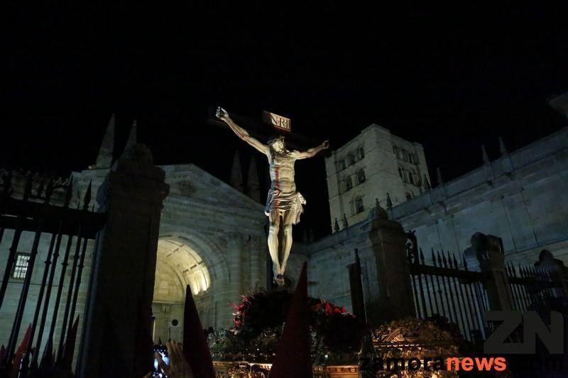 AGENDA COFRADE: Ritos de entrada de Jesús Nazareno y del Silencio y concierto "Voces de Pasión"