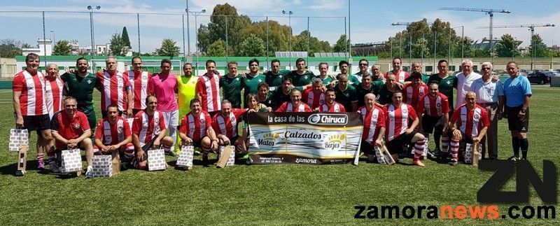 Los veteranos del Zamora CF hoy disfrutan en un amistoso con el Real Betis Balompié