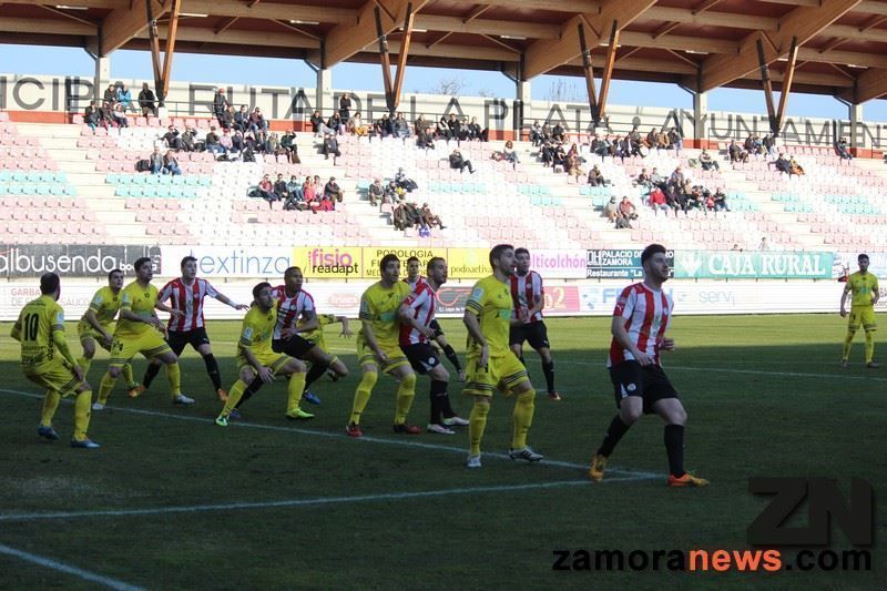 El Zamora CF salva los muebles ante el Bupolsa (1-0)