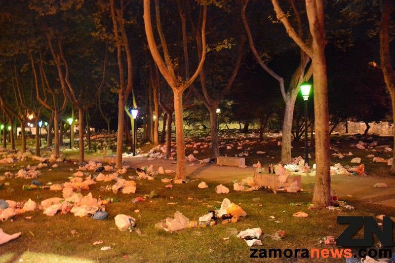 El aspecto de San Martín tras el botellón