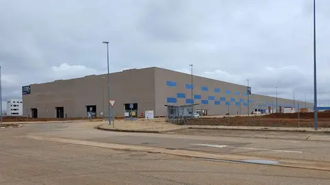 Latem Aluminiun en el polígono de Villabrázaro