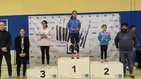 Carla en el Podium