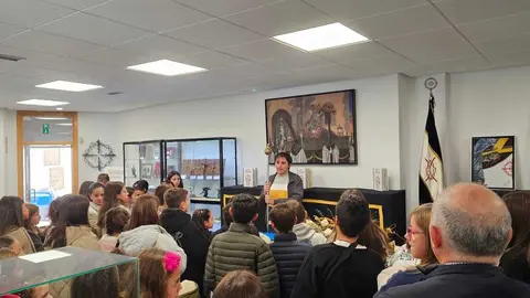 pequeños guardianes tercera caida