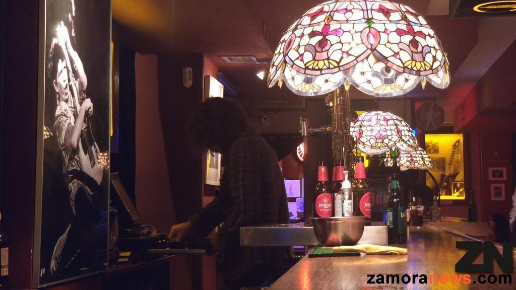 PUB_43.jpg