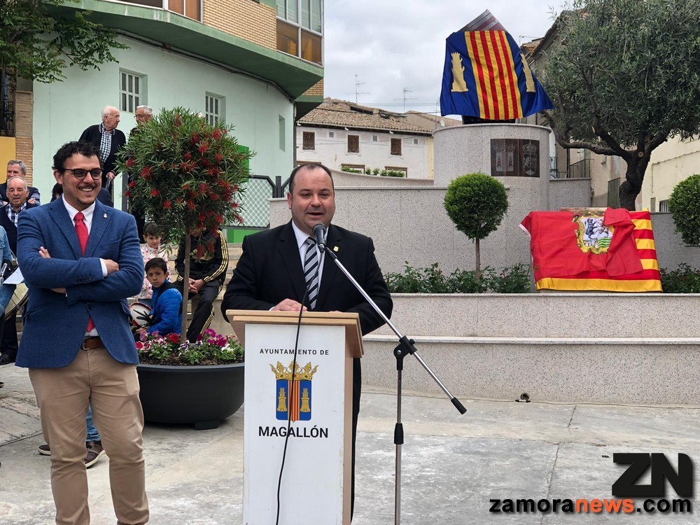 toro_hermanmiento_con_magallon6.jpg