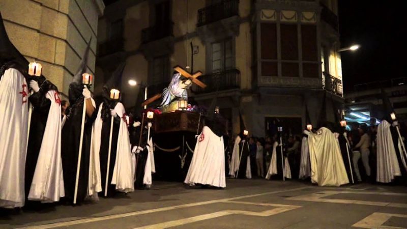 Jesús en su Tercera Caída pone en marcha un programa de ayudas para hermanos con dificultades económicas