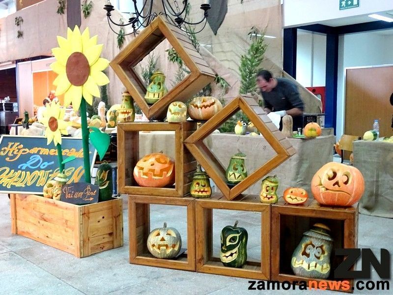 Arte en la fruta durante el fin de semana en Bragança