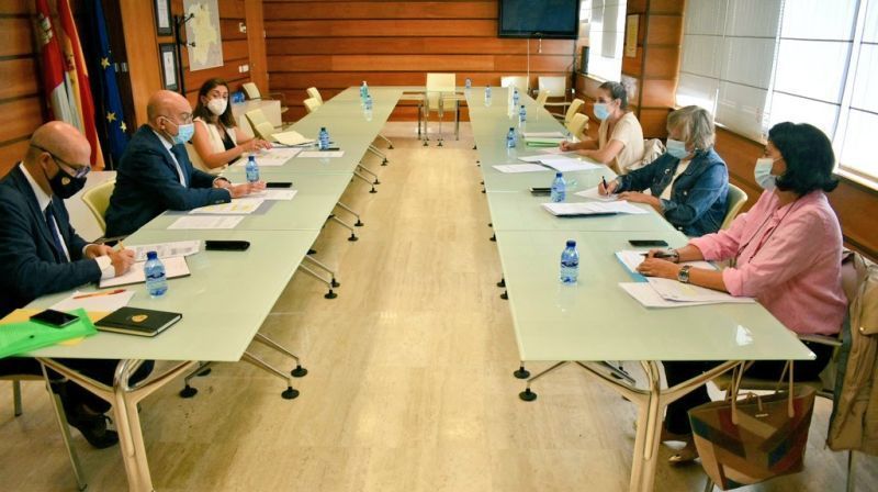 La Junta y la CHD mantendrán reuniones trimestrales para analizar el desarrollo de las políticas y actuaciones en materia de gestión del agua
