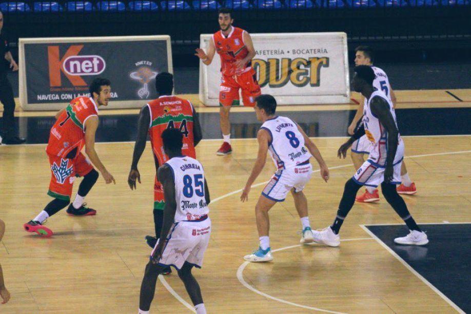Innovachef gana al CB Clavijo en un partido igualado y donde se destapó el frasco de las esencias al final