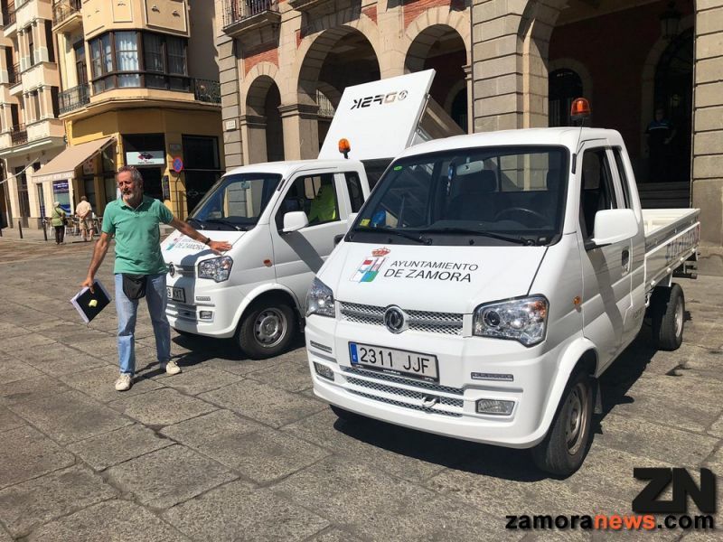 Dos nuevas furgonetas eléctricas ya al servicio del Ayuntamiento de Zamora para luchar contra el cambio climático y los gases de efecto invernadero