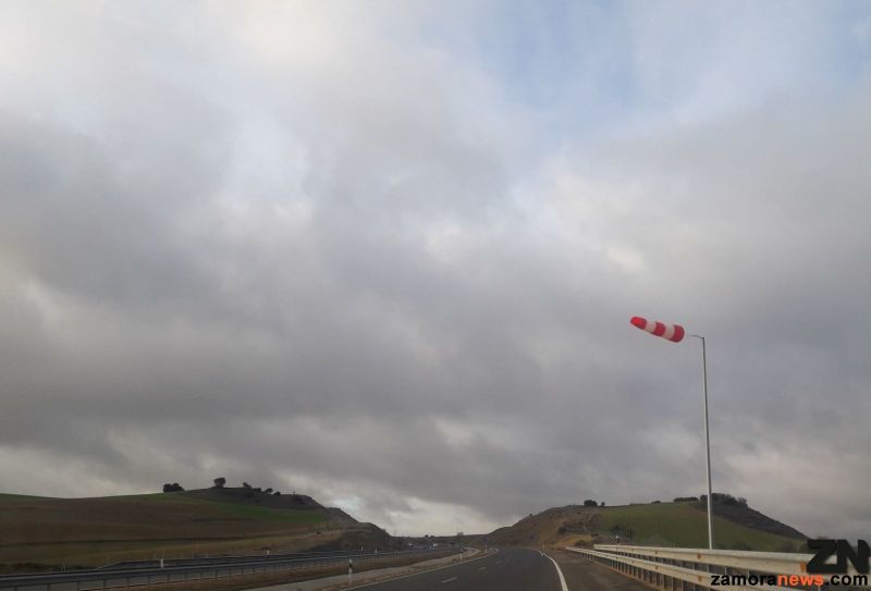 Fuentesaúco marca la velocidad máxima del viento con 98 km/h en España tras el paso de Leslie