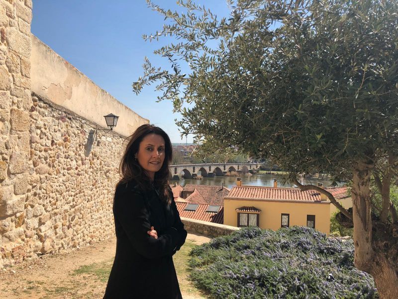 Eva Crespo: "La Semana Santa es una herencia, un hecho presente que tiene que tener un buen futuro"