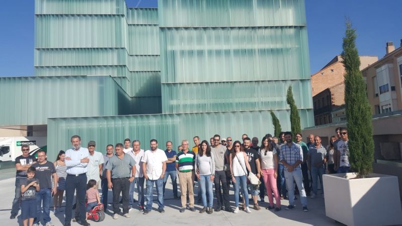 Fin de curso de Iniciación a la Empresa Apícola en las salas polivalentes del Teatro Ramos Carrión