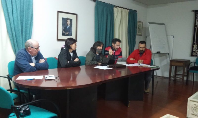 Teo Nieto cumplirá cincuenta años siendo el pegamento del mundo rural