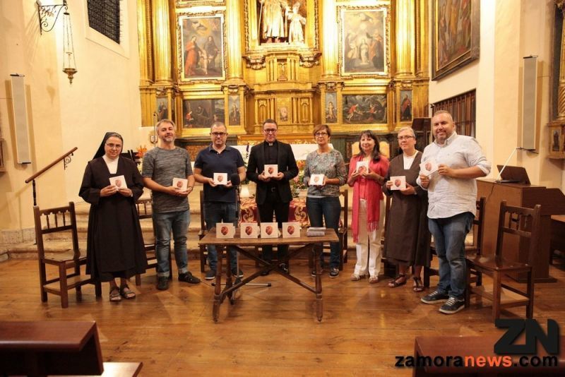Luis Santana presenta su disco "Corazón Enamorado" en el IV Centenario de las Carmelitas