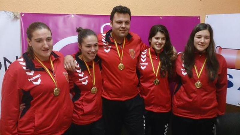 Maria O'Mullony recibe un homenaje en su club