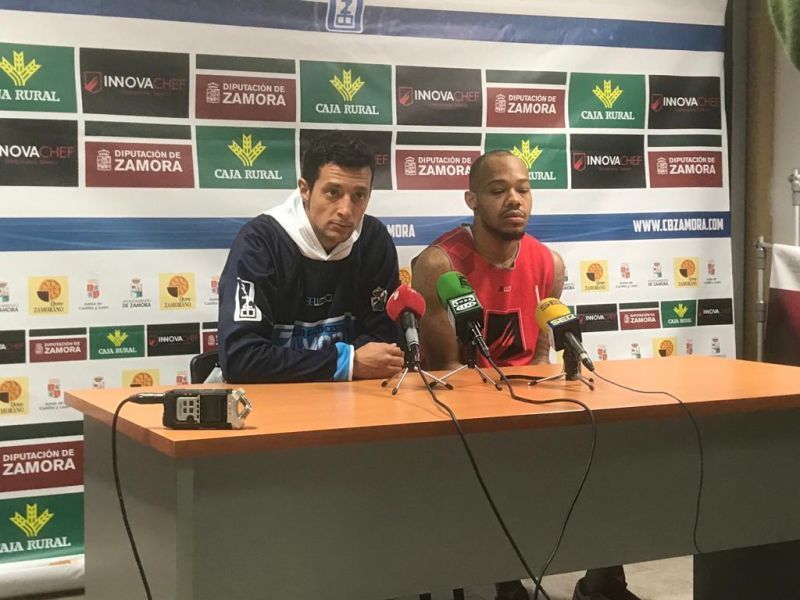 Saulo Hernández apuesta por "rebotear más y correr más" ante la falta de centímetros de cara al encuentro frente al C.B Marbella