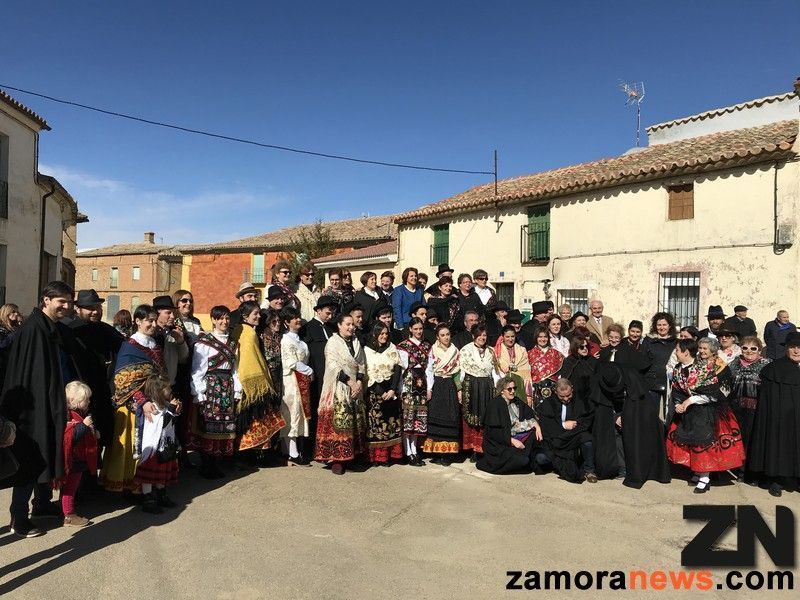 Un año más y de acuerdo con la tradición se ha celebrado en Vezdemarbán el carnaval, su fiesta de invierno