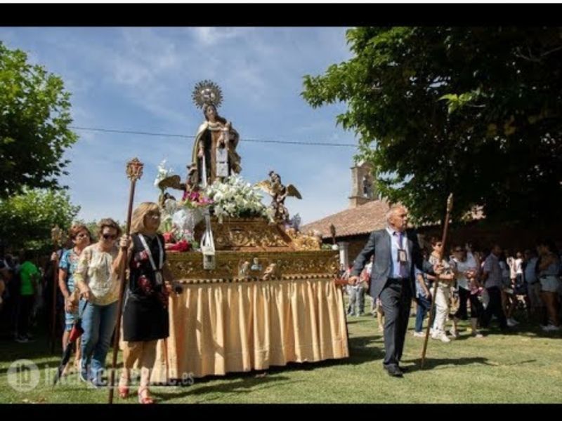 Navianos de Valverde en fiestas en honor a la Virgen del Carmen este viernes
