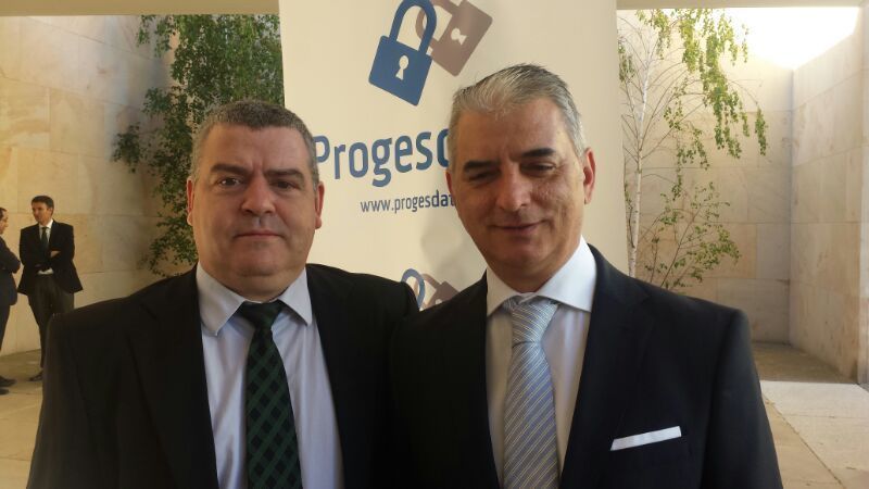 El juez Vázquez Taín con el gerente de Progesdatos, Santiago Nieto