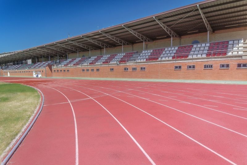 A partir de mañana se abren las pistas de tenis, pádel, frontón y atletismo de la Ciudad Deportiva