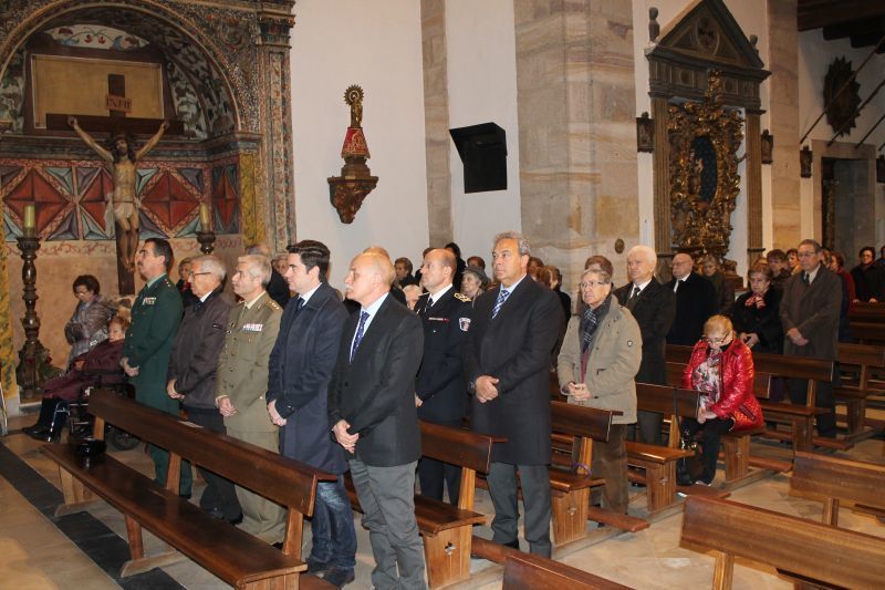 Veteranos de las Fuerzas Armadas y de la Guardia Civil celebran su patrón