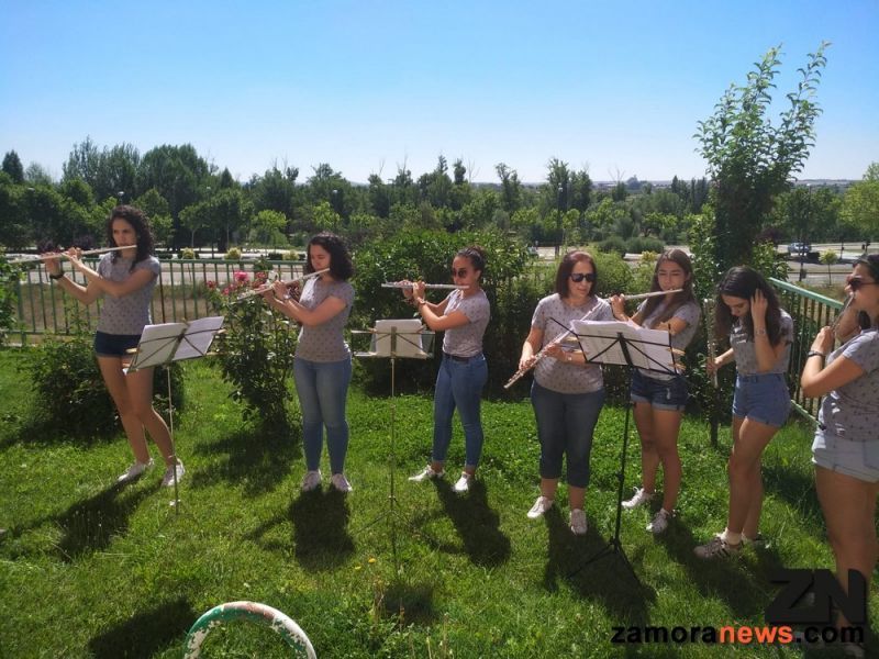 El ensemble de Flauta de la Banda de Zamora cierra las mañanas musicales del 12 Festival Hispano-Luso de Bandas