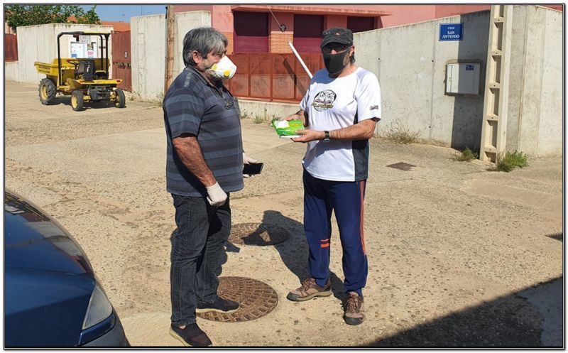 El Ayuntamiento de Vadillo de la Guareña entrega mascarillas a sus vecinos