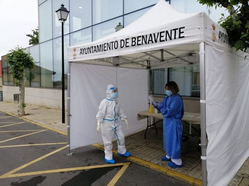 El Alcalde de Benavente emite un bando en el que asume que la ciudad pasa por una situación complicada y peligrosa