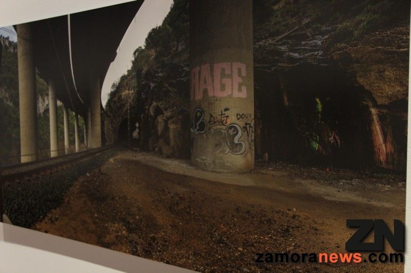 En el Museo de Zamora "Volver sobre mis pasos" una apuesta de Santiago Santos en su relación con el viaje y la emigración