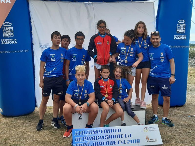 Gran día para el piragüismo de promoción y para la cantera zamorana así como para el deporte de CyL en la 5ª Regata del Cpto Regional de Edad de Villardeciervos