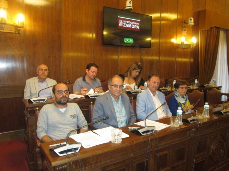 Diputados del grupo socialista en el Pleno de la Diputación | Foto PSOE