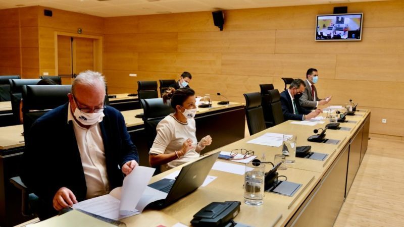 El PSOE tilda de “patética” la comparecencia de Carriedo y asegura que confirma que “no tiene respuestas para explicar lo que hizo”